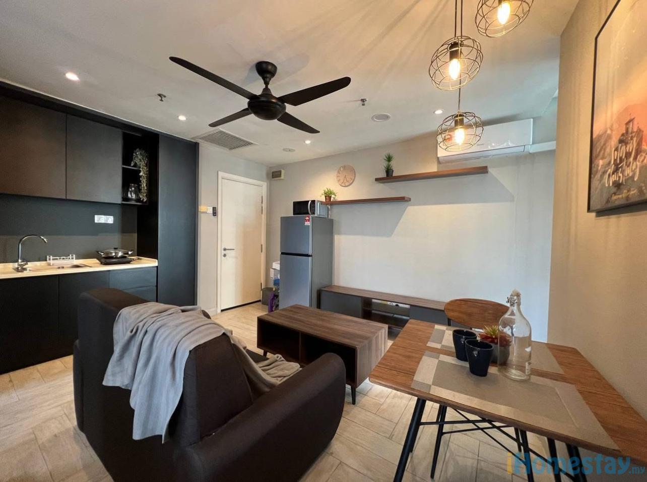 Fully furnished studio at Regina Residen
